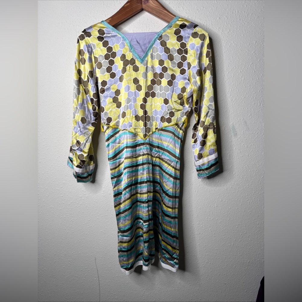 A common thread size medium retro Geometric Pattern Dress - Picture 7 of 9